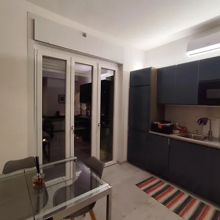 Casa Ghirardelli - Bilo Ristrutturato Zona Stadio Bgo Santa Caterina Lägenhet